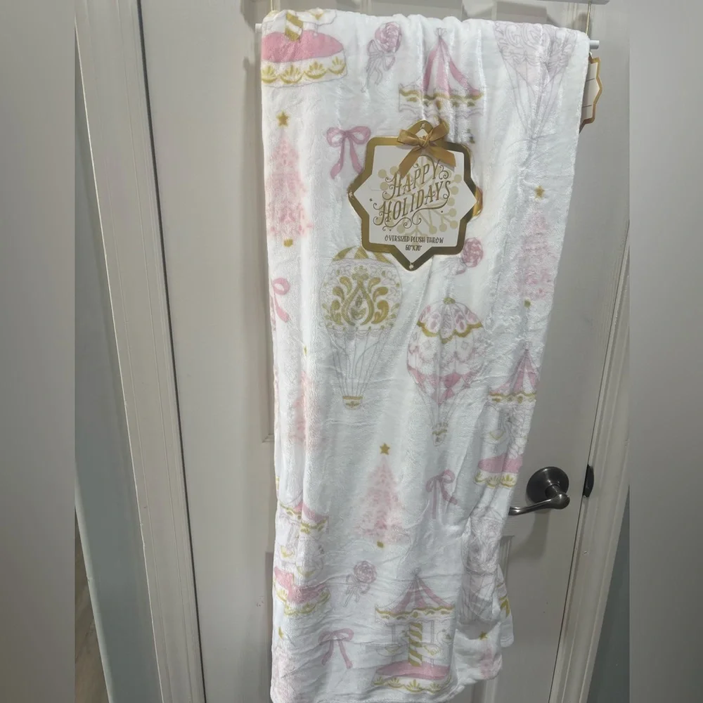 Swan and Hot Air Ballon Oversized Plush Throw